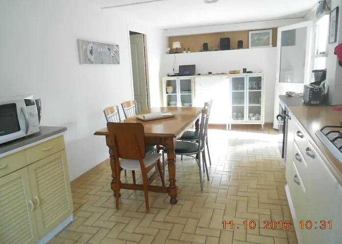 Cap Corse - Maison A 500m De La - Entier *